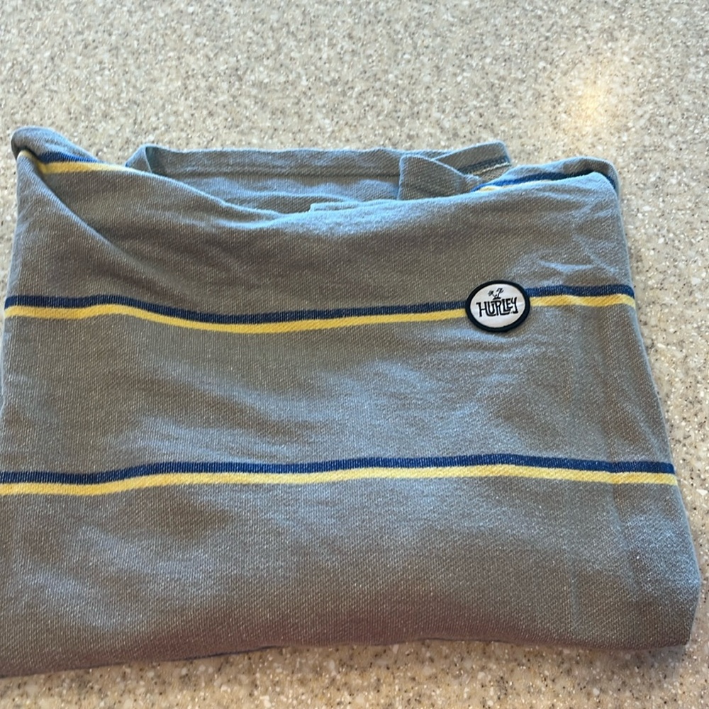 Hurley gray striped sweatshirt size large, EUC no holes stains or tears